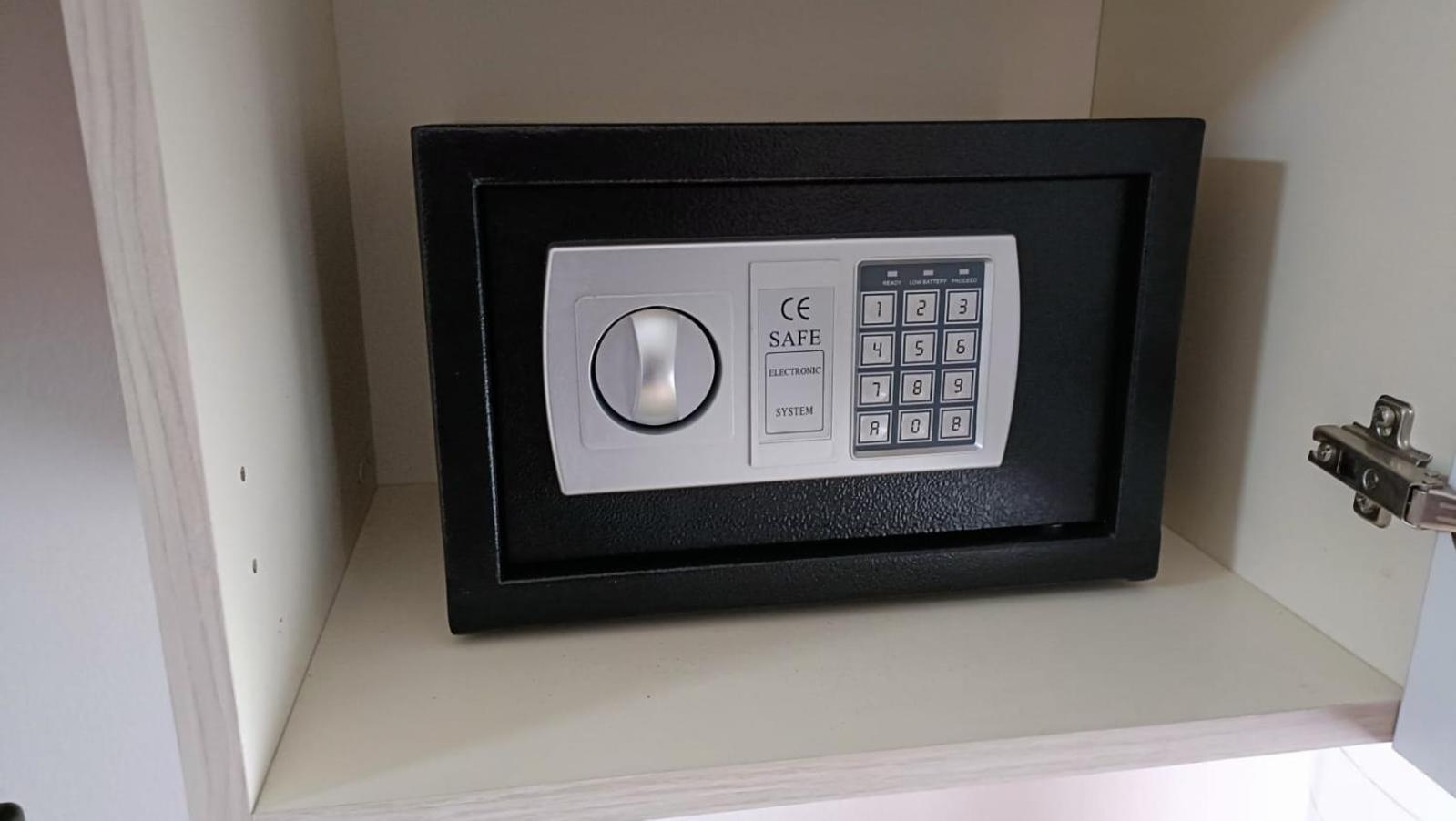 20 Venti Villa Angolo Terme Exteriör bild